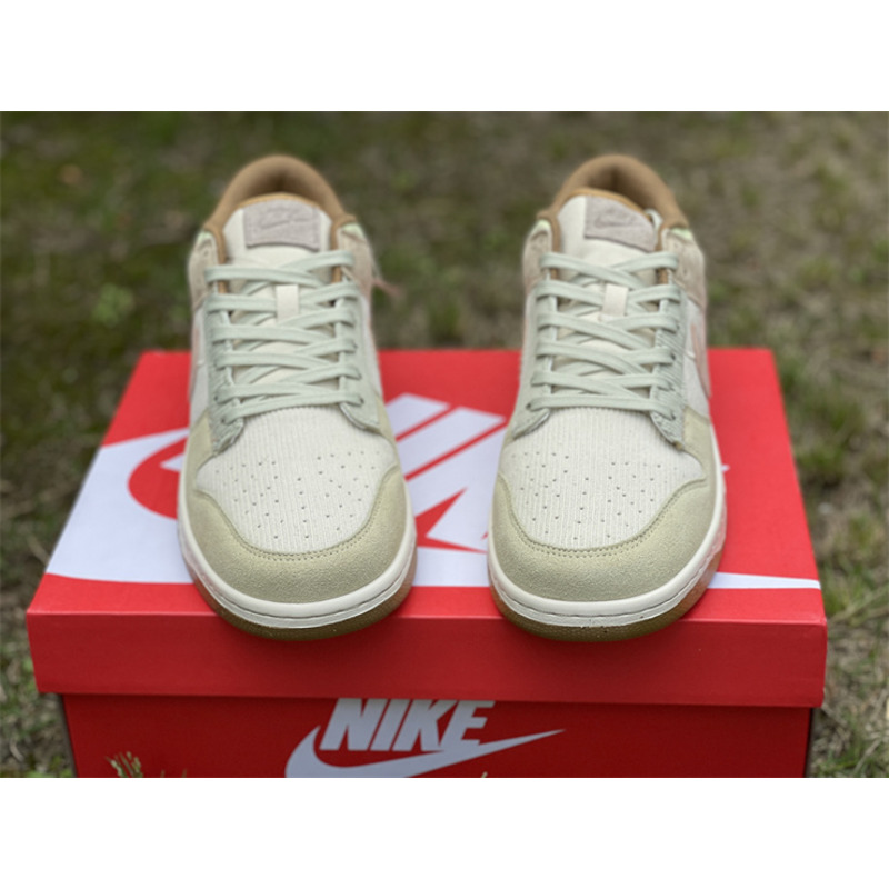 Nike Dunk Low On The Bright Side Sneaker Taupe Off White