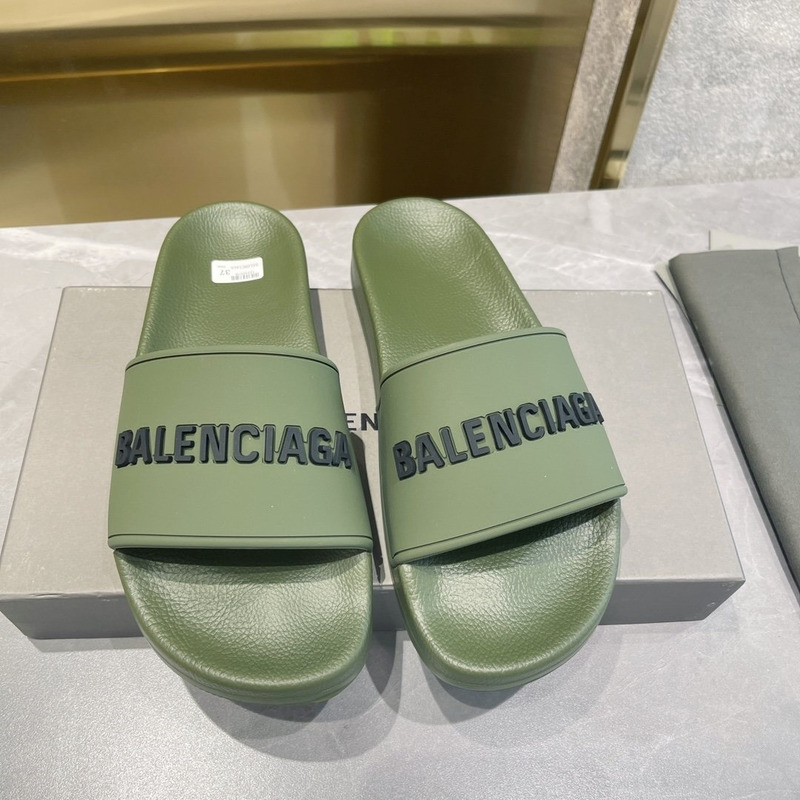 Ba*len*cia*ga 3d logo print pool slide sandal khaki & black