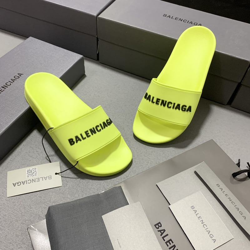 Ba*len*cia*ga 3d logo pool slides black yellow