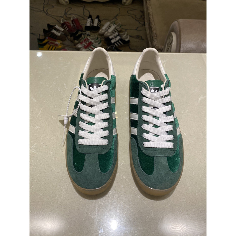 g*u*i x Ad*s gazelle sneaker green