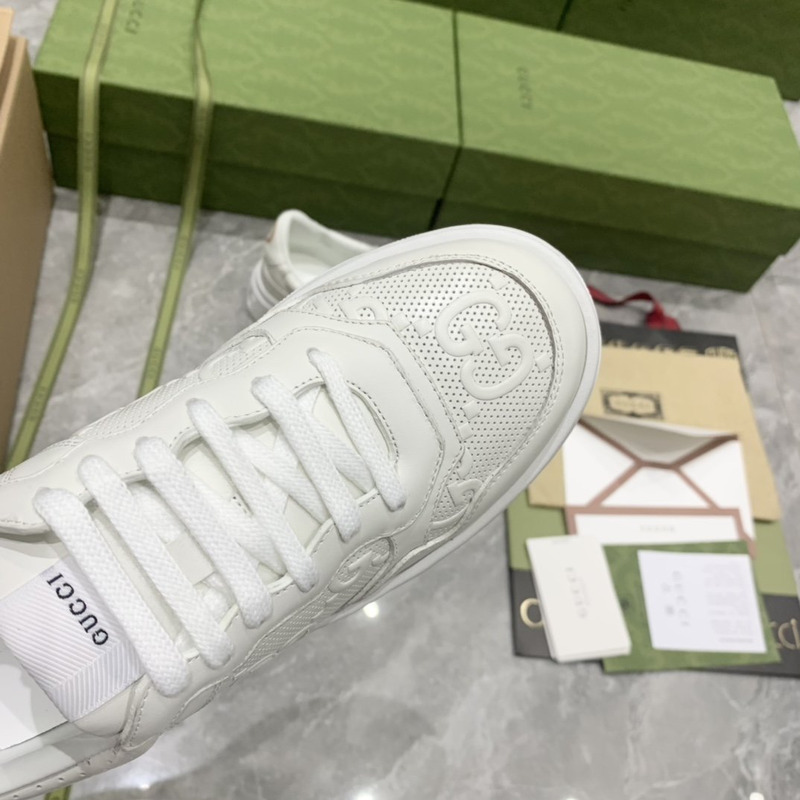 G*u*i white orignal gg canvas sneaker