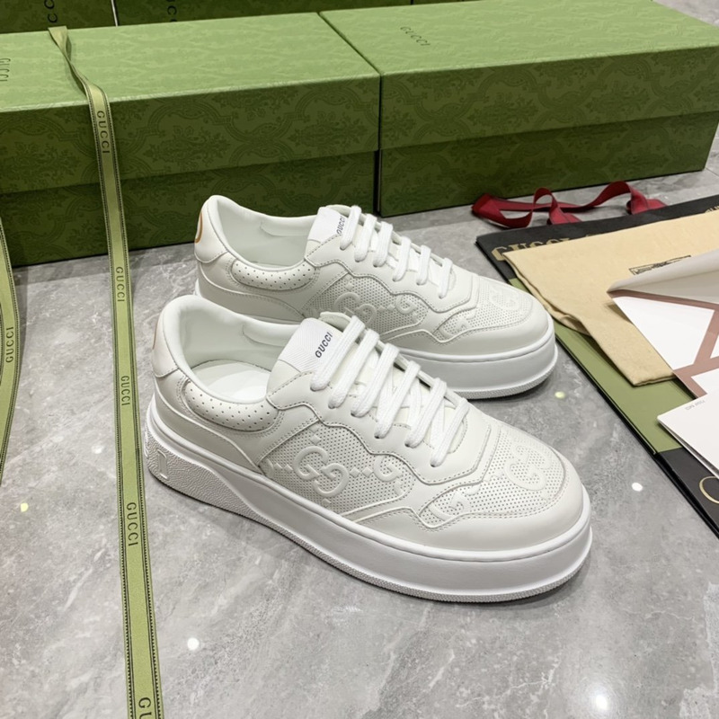 G*u*i white orignal gg canvas sneaker