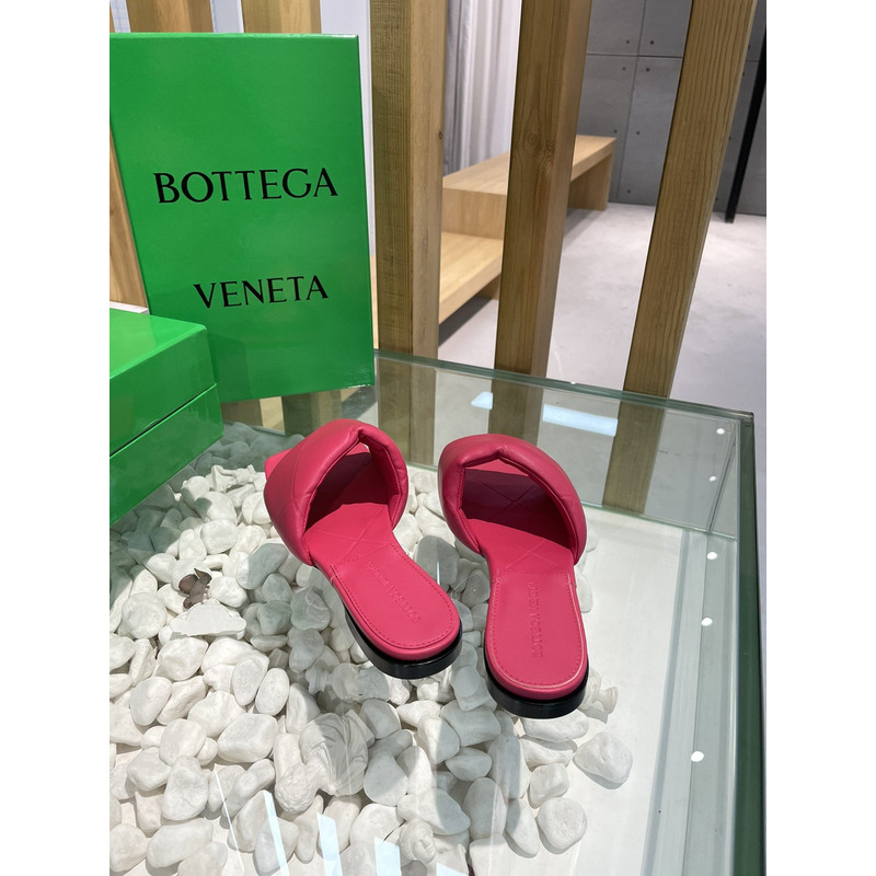 Bo*te*ga ve*ne*ta rubber lido sandals hollyhock