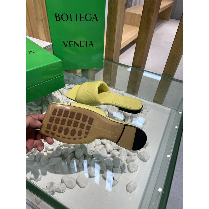 Bo*te*ga ve*ne*ta rubber lido sandals light gteen