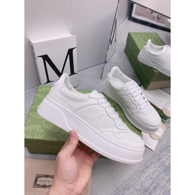 G*u*i chunky b sneaker white