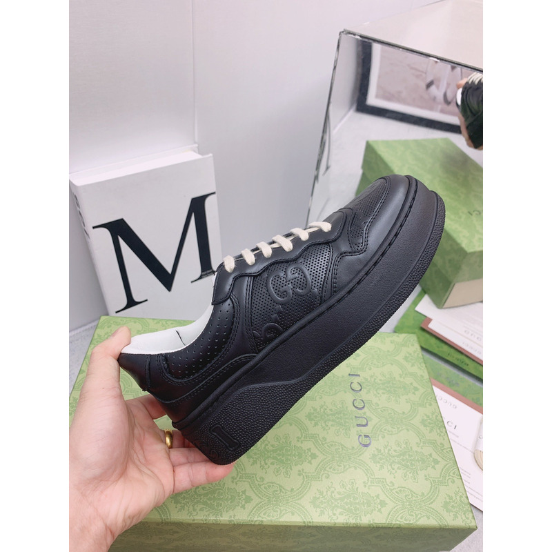 G*u*i chunky b sneaker black