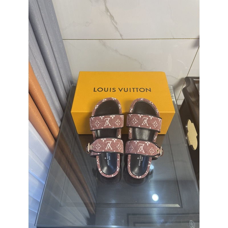 l**is V*t*n jumbo flatform printing mule pink