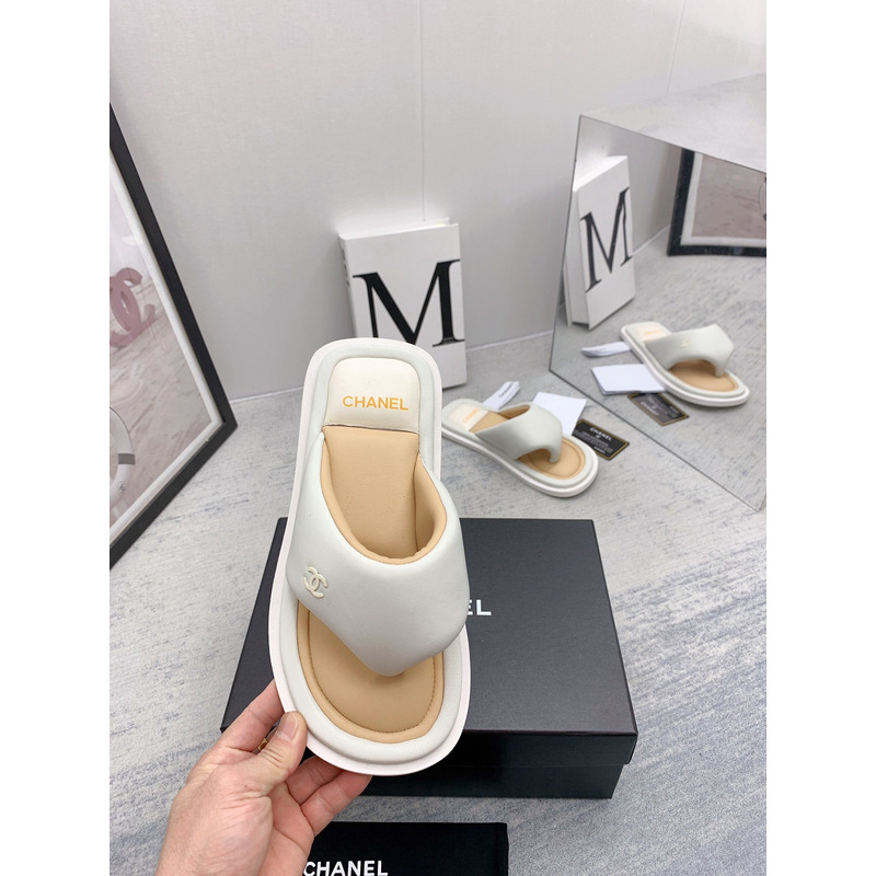 Ch*el bread flip flop sandal white