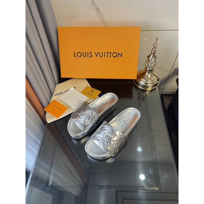 LV  Jumbo Flatform Mule Silver