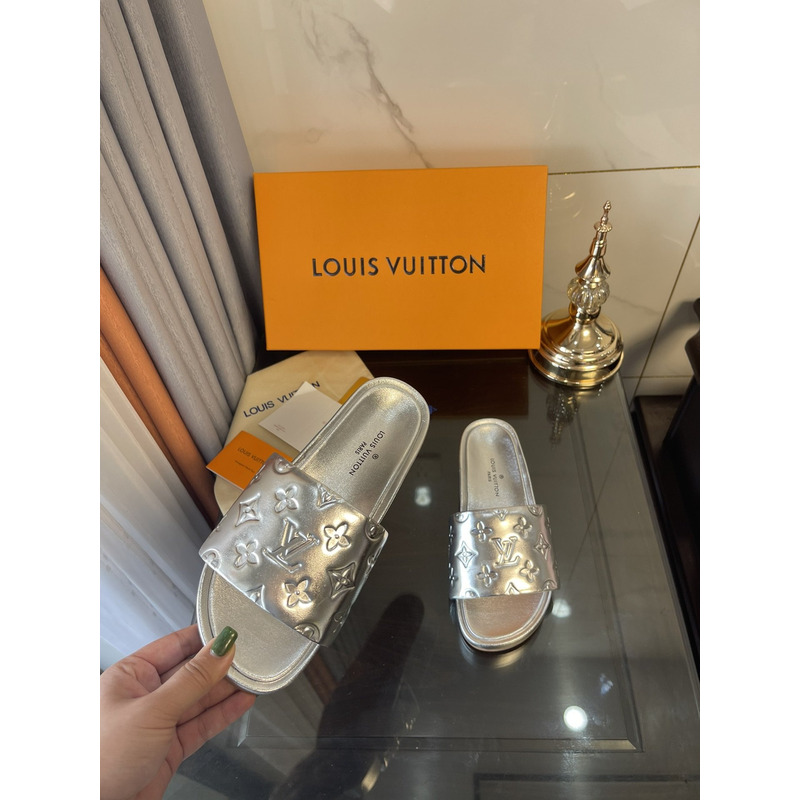 LV  Jumbo Flatform Mule Silver