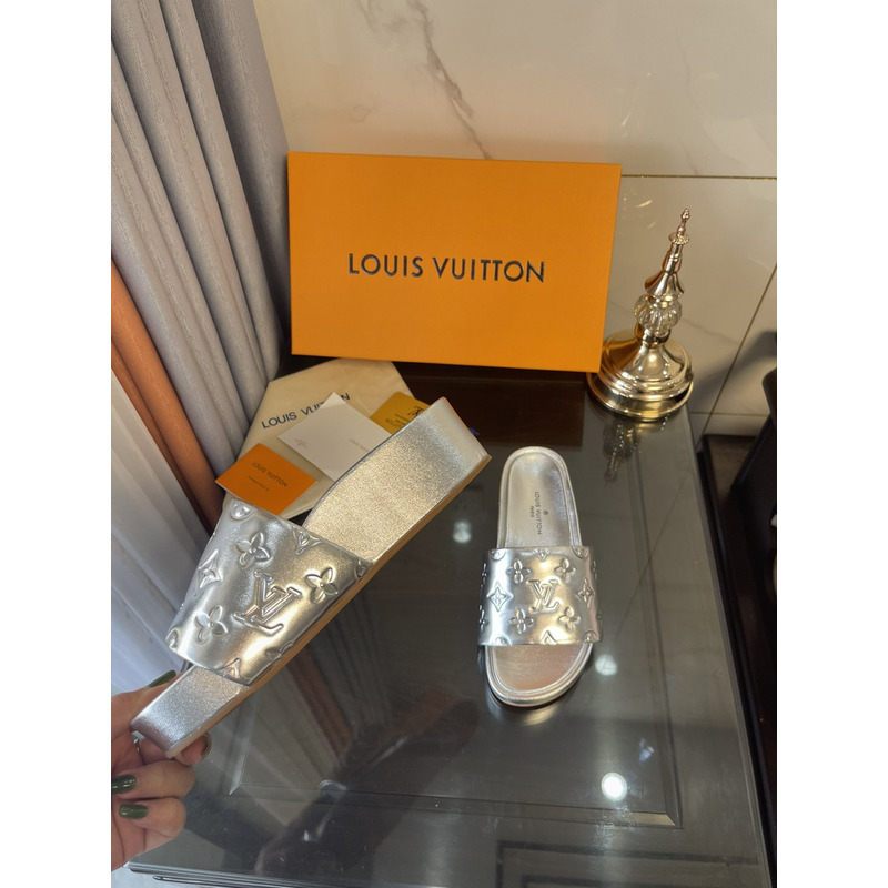 LV  Jumbo Flatform Mule Silver