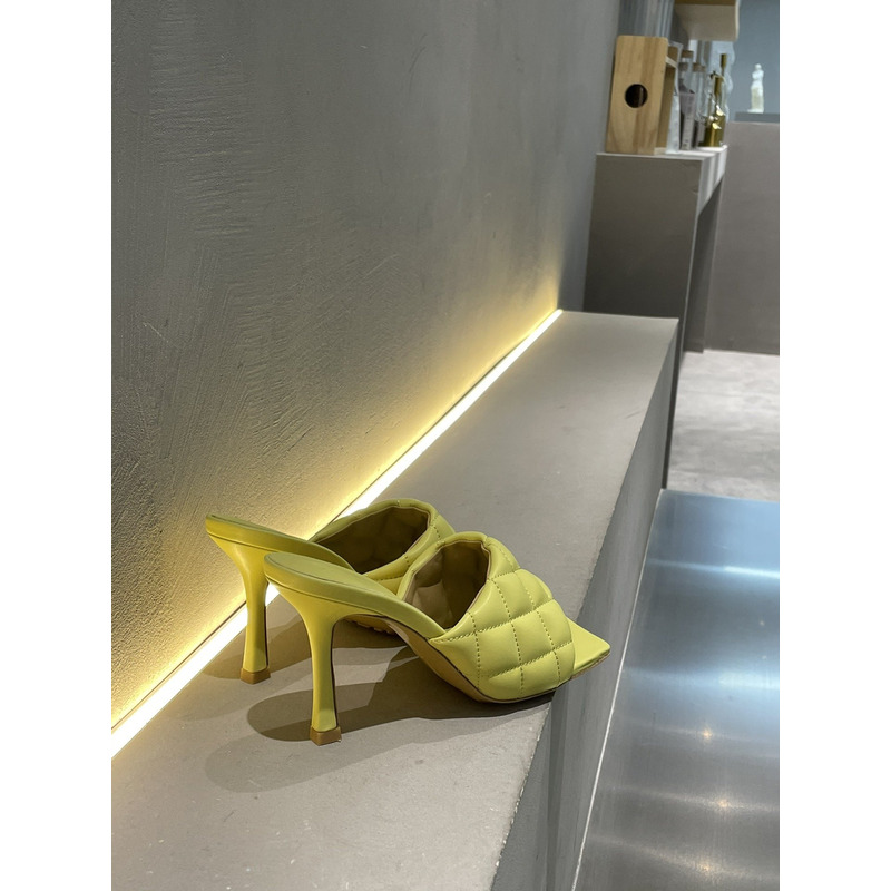 Bo*te*ga ve*ne*ta lido heels yellow