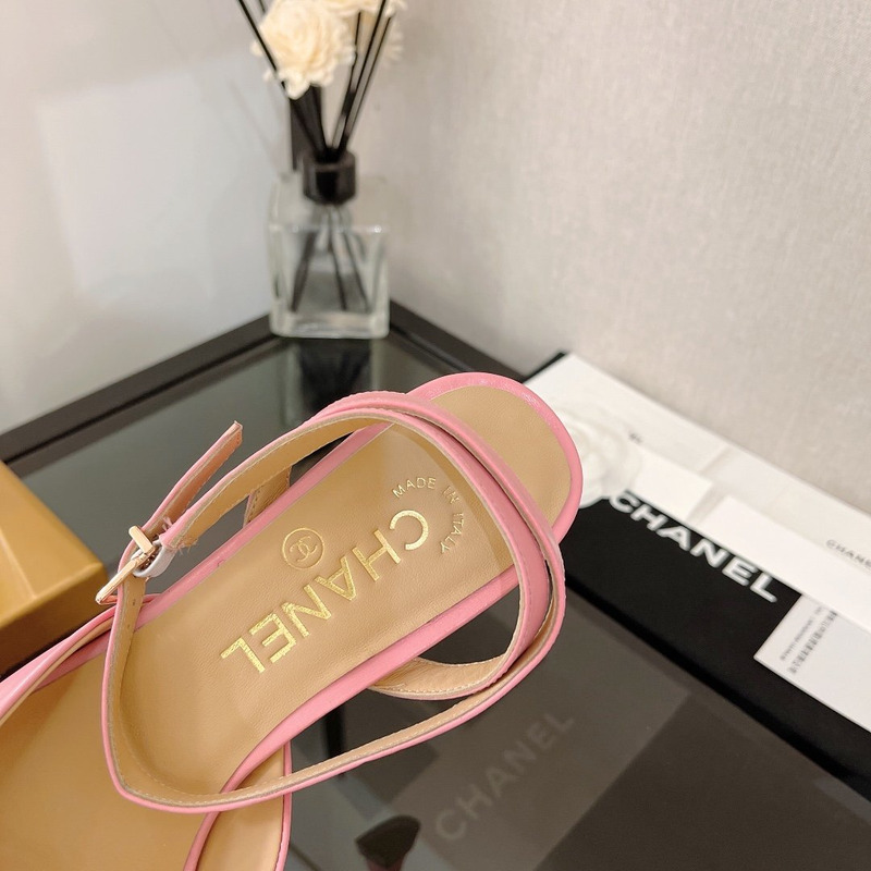 Ch*el camellia leather sandals pink