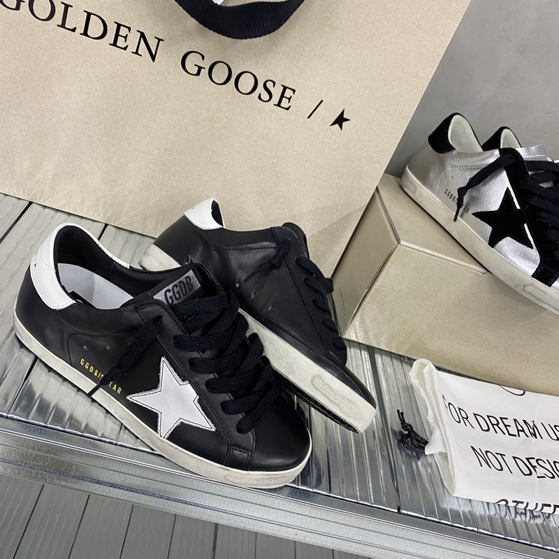 Golden Goose Black Super-Star Sneakers In Leather With White Star