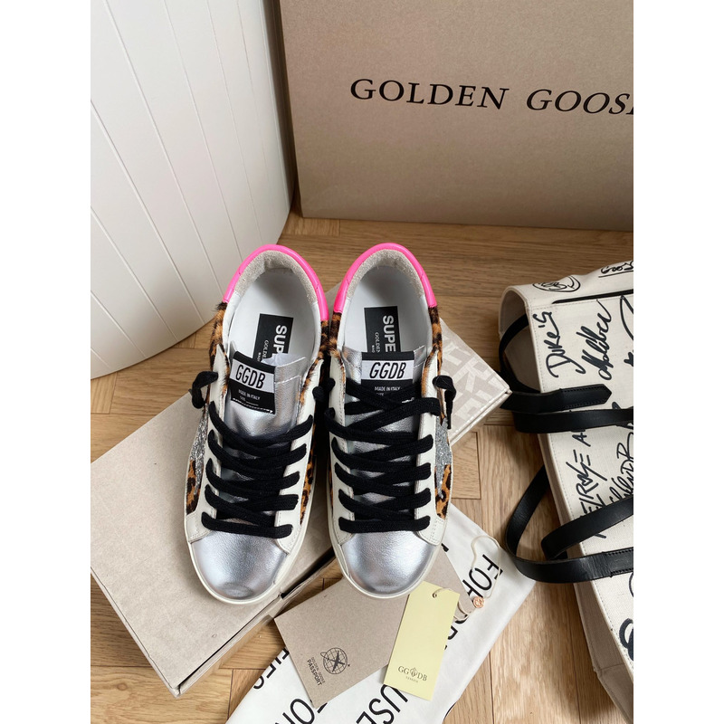 Golden Goose Superstar Sneaker  Black Laces Pink Tongue