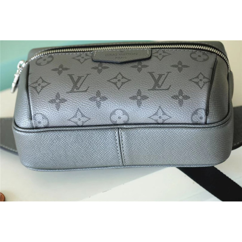 l**is V*t*n taigarama monogram canvas taiga outdoor bumbag silver