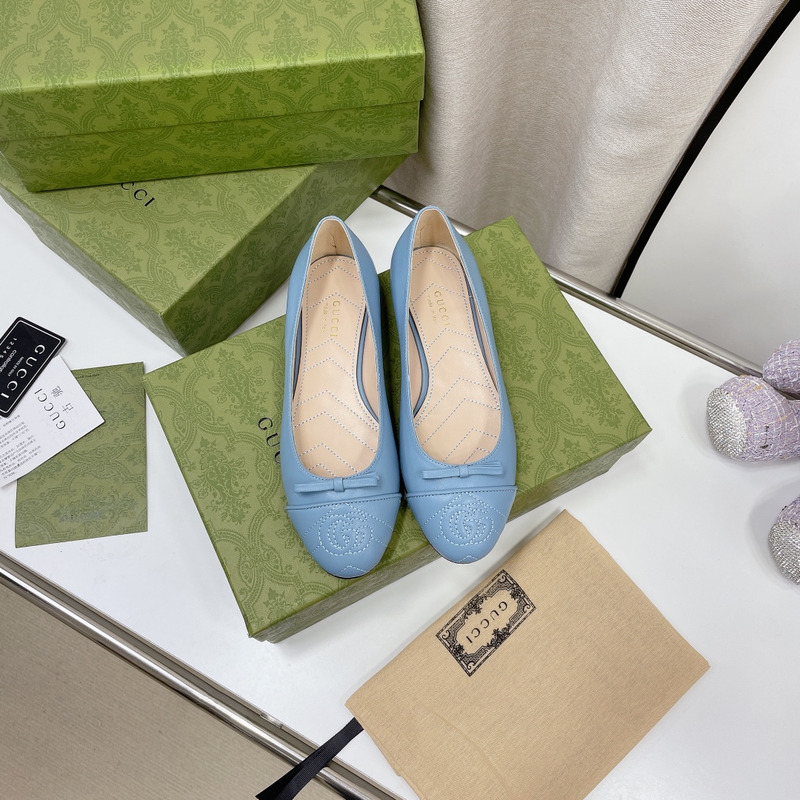 G*u*i women''s ballet flat with double g pastel blue leather