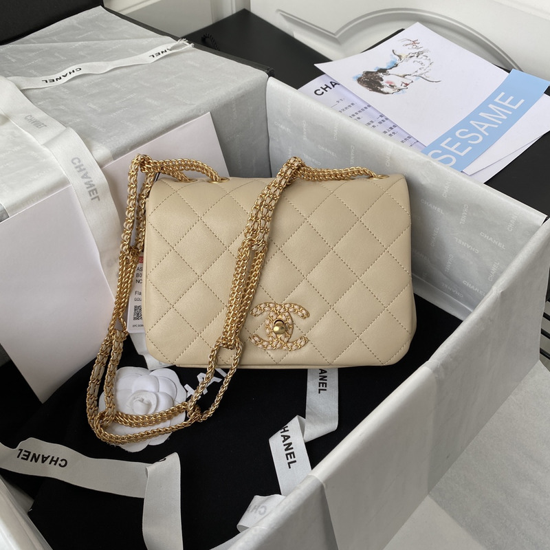 Ch*el small flap bag lambskin aprocit beige