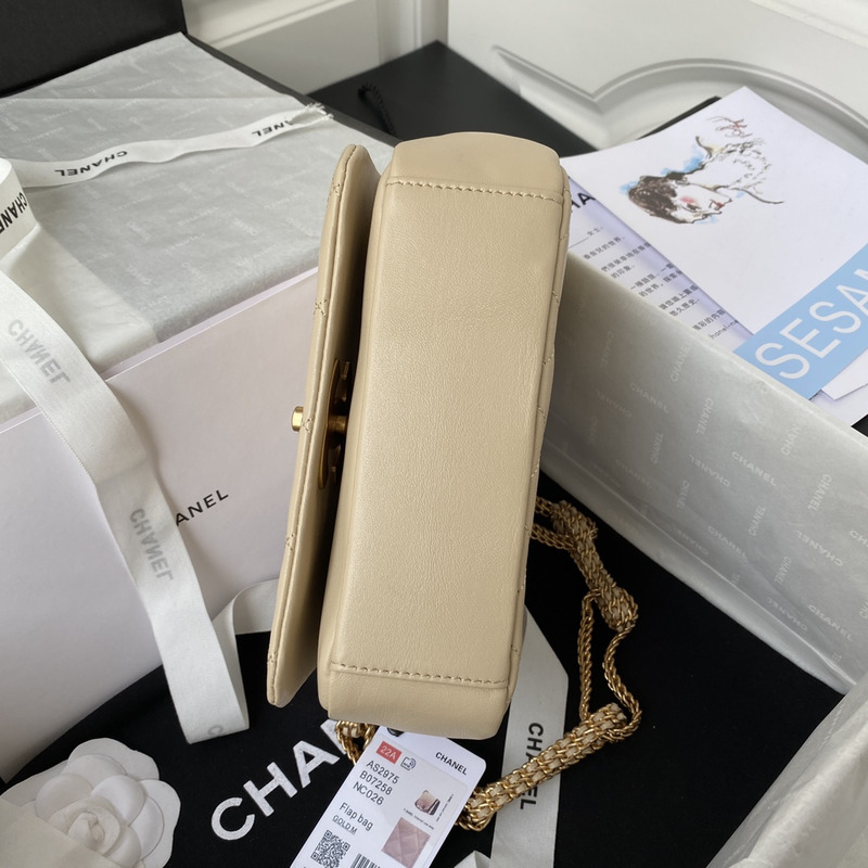 Ch*el small flap bag lambskin aprocit beige