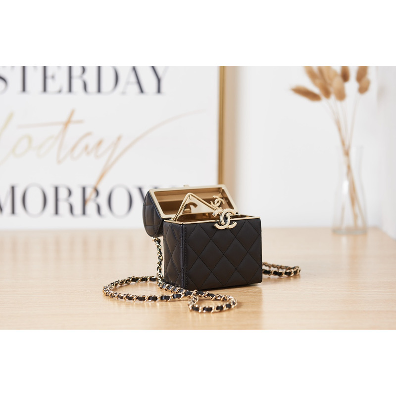 Ch*el small vanity case bag with chain black