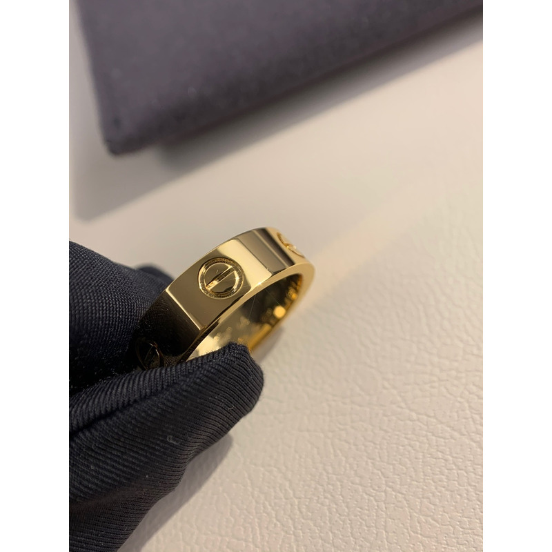 Cartier Love Ring Gold