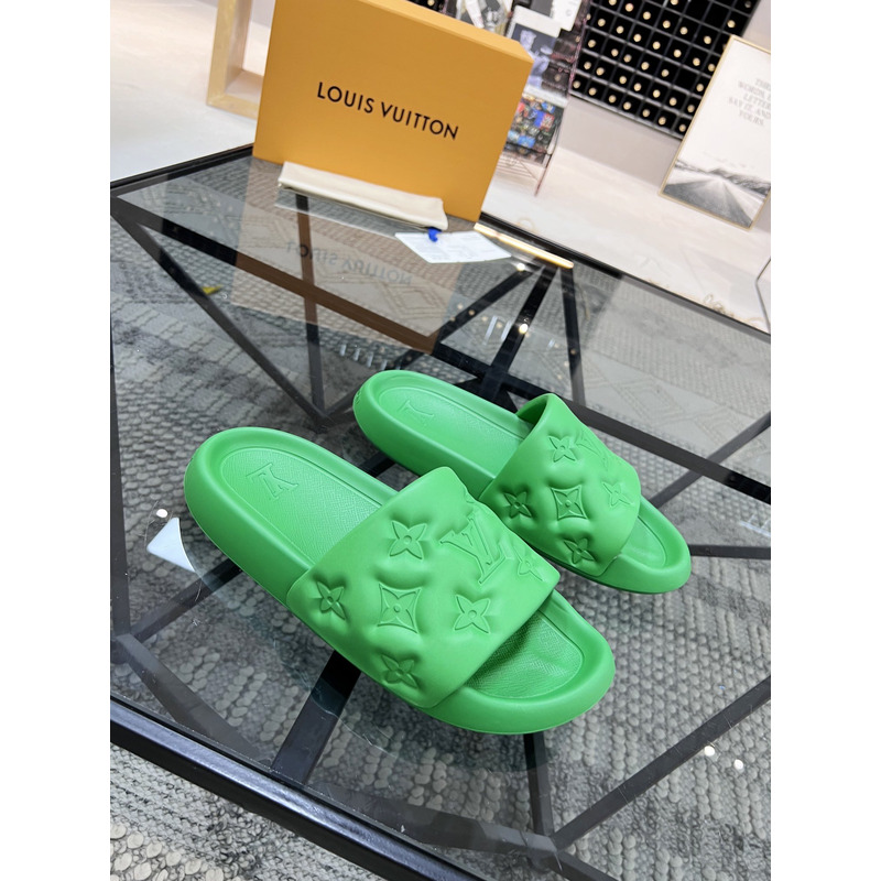 l**is V*t*n waterfront slippers green