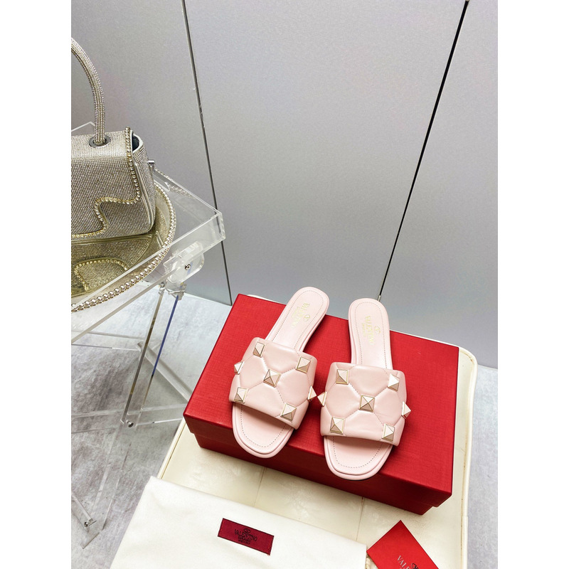 Valentino Garavani Roman Stud Quilted Slide Sandal Rose Quartz