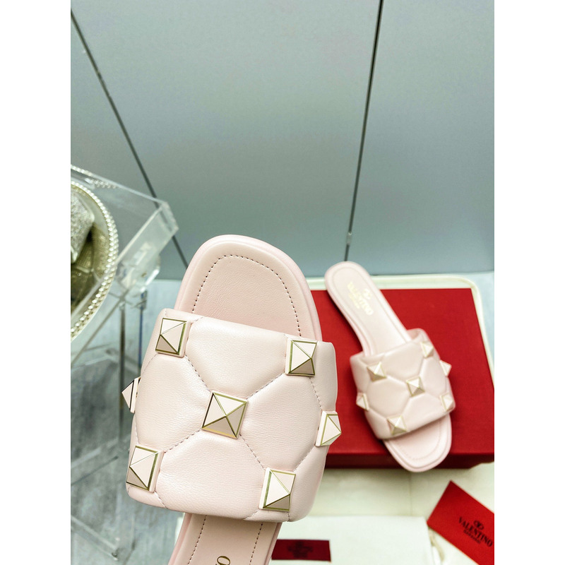 Valentino Garavani Roman Stud Quilted Slide Sandal Rose Quartz