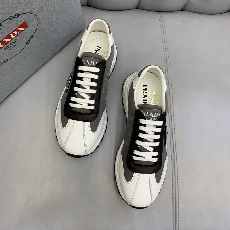 Pra*a logo low-top sneakers grey & white