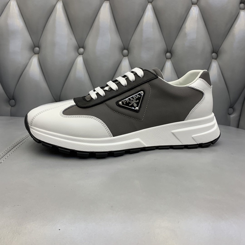 Pra*a logo low-top sneakers grey & white