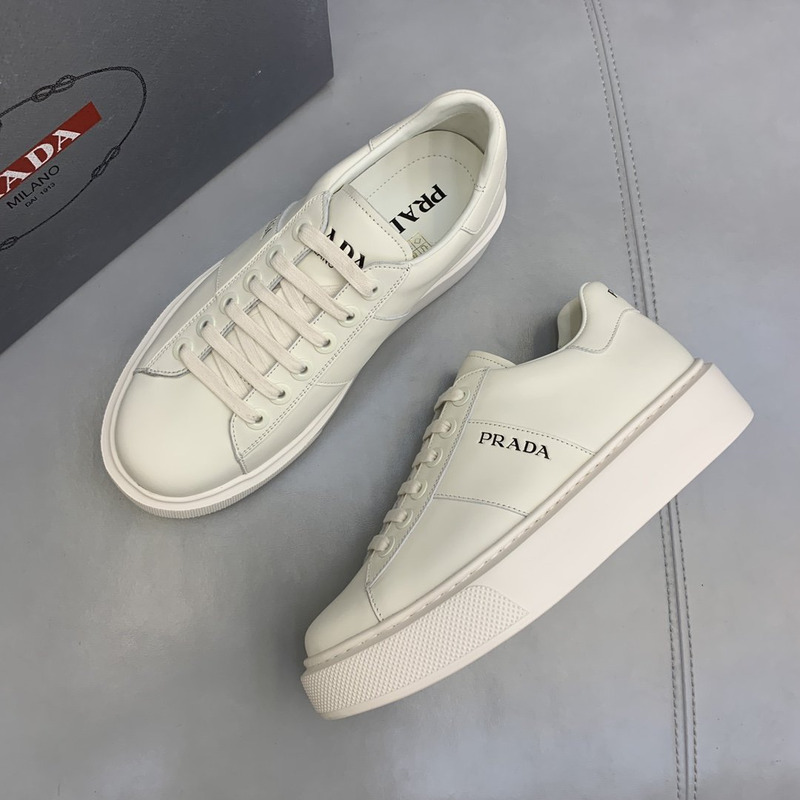 Pra*a unisex plain leather logo low-top sneakers white