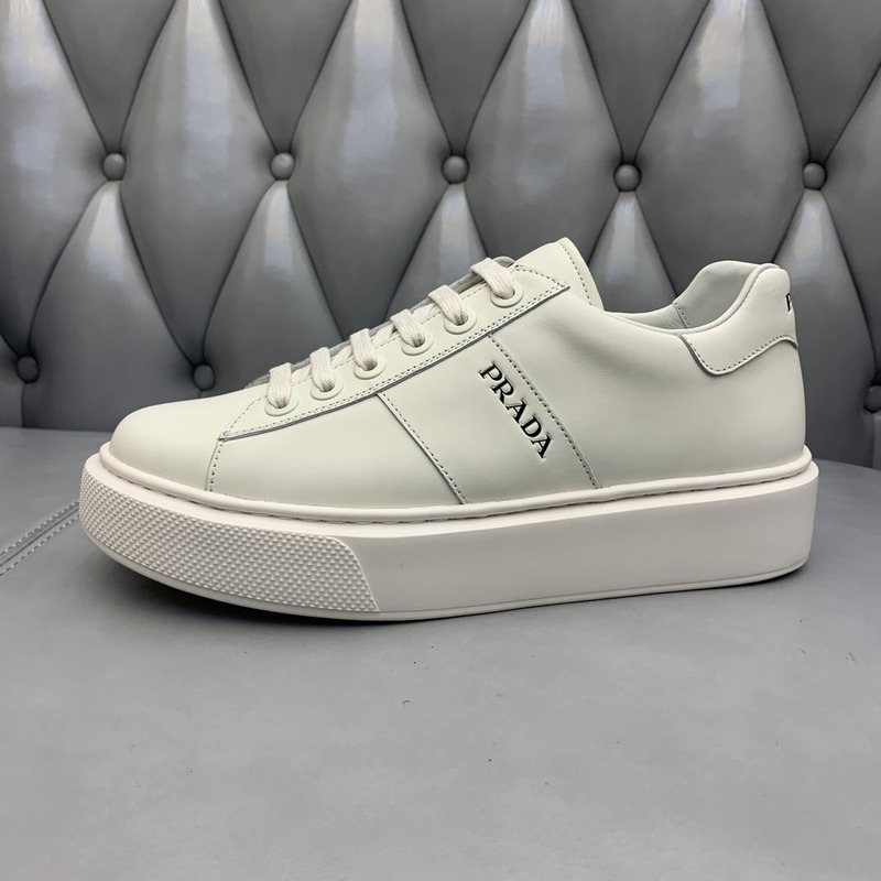 Pra*a unisex plain leather logo low-top sneakers white