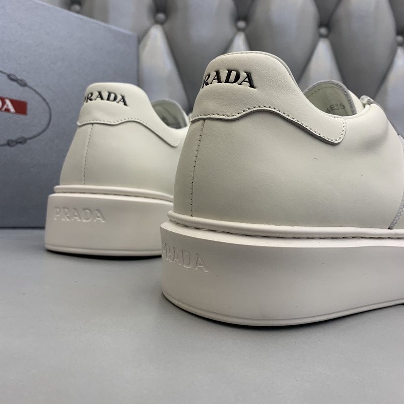 Pra*a unisex plain leather logo low-top sneakers white