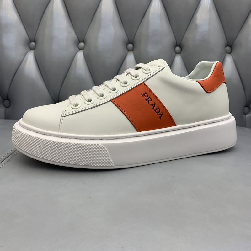 Pra*a unisex plain leather logo low-top sneakers orange