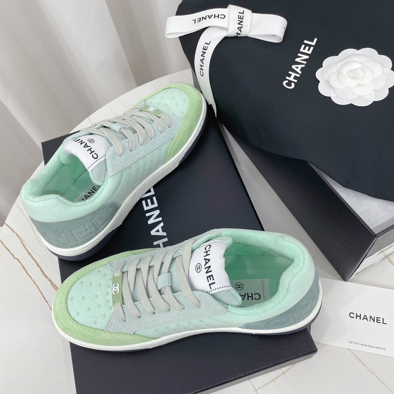 Ch*el calfskin sneaker green