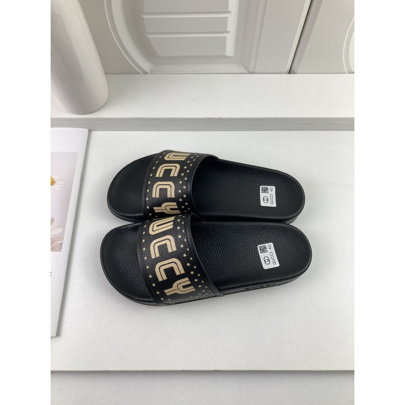 G*u*i logo sandals black