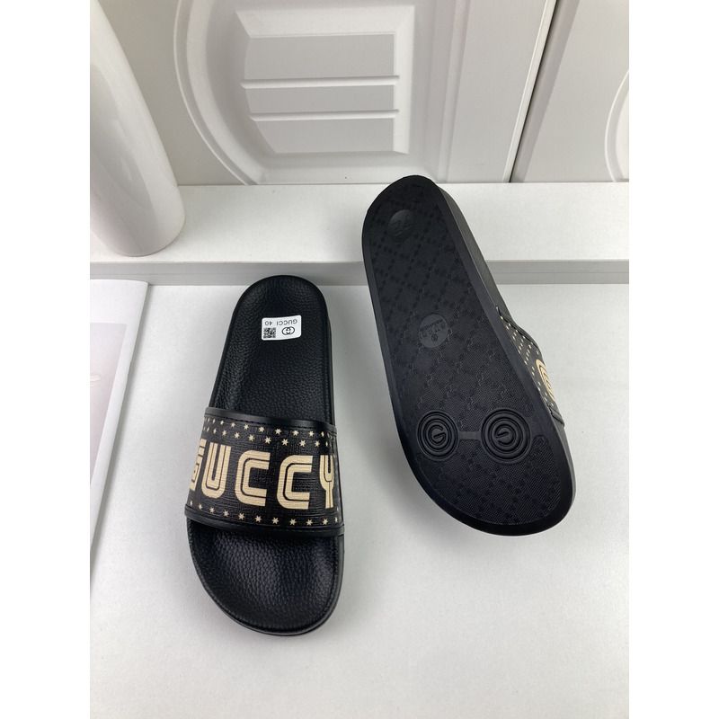 G*u*i logo sandals black