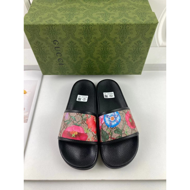 G*u*i  flower desgines slippers