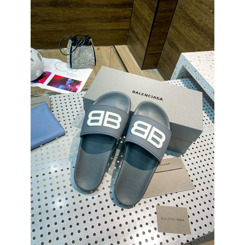 Ba*len*cia*ga glow-in-the-dark bb pool slides deep grey