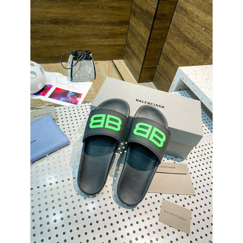 Ba*len*cia*ga glow-in-the-dark bb pool slides black & green