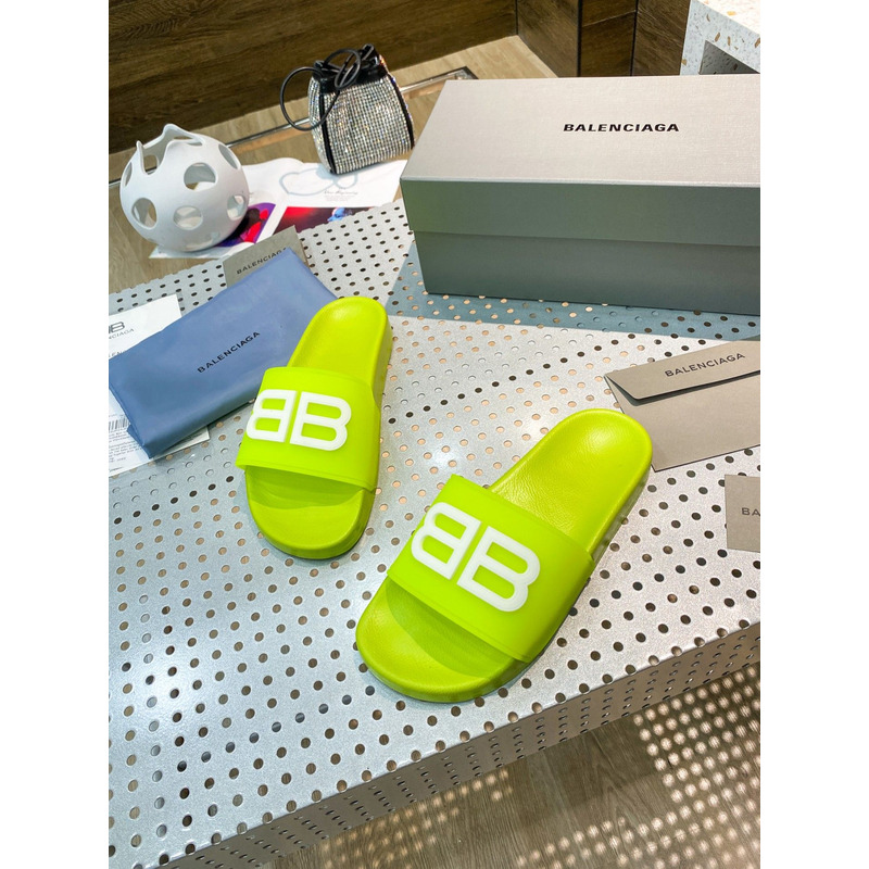 Ba*len*cia*ga glow-in-the-dark bb pool slides fluorescent yellow