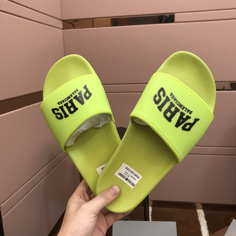 Ba*len*cia*ga paris pool slides lime&black