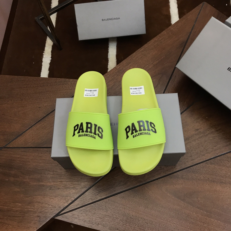 Ba*len*cia*ga paris pool slides lime&black