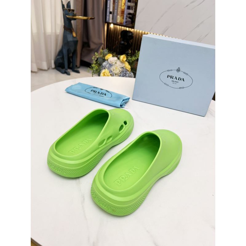 Pra*a foam rubber mules slides green