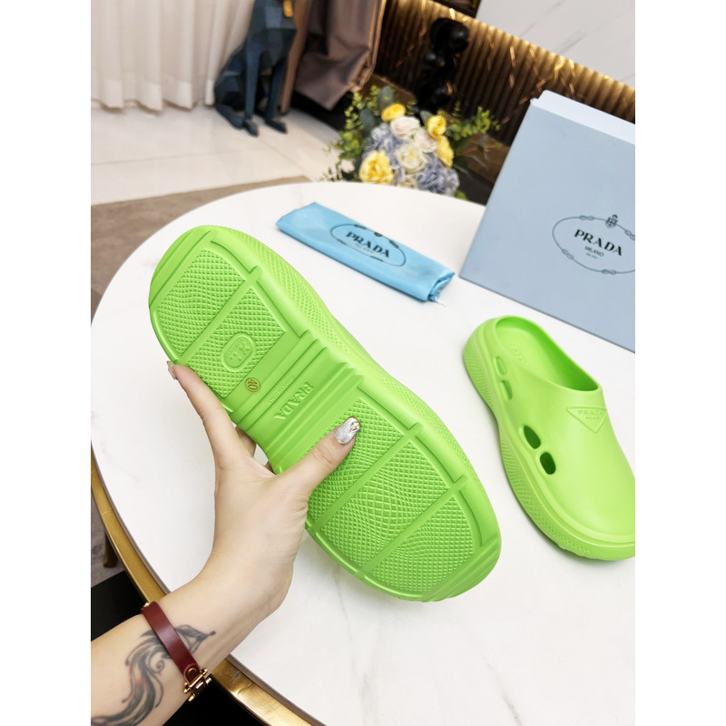 Pra*a foam rubber mules slides green