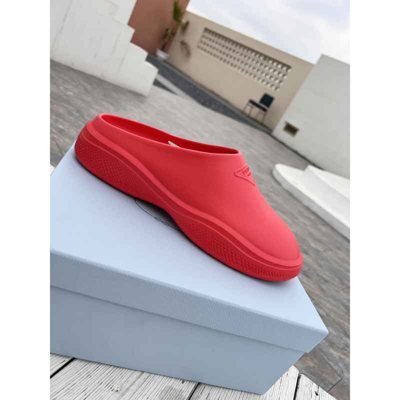 Pra*a foam rubber mules slides red