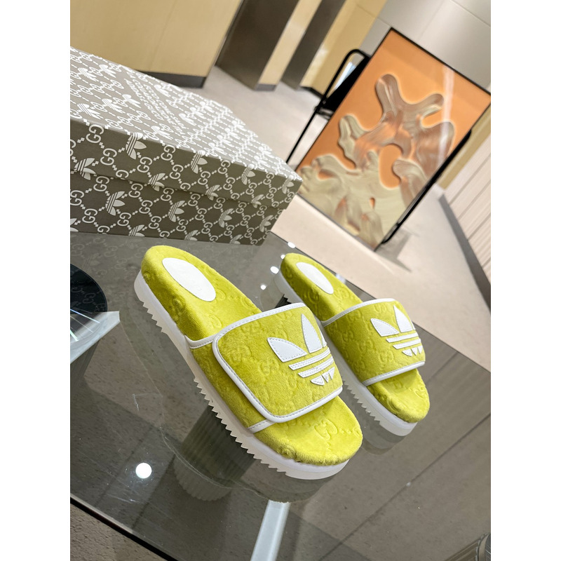 g*u*i x Ad*s gg platform sandal yellow cotton sponge