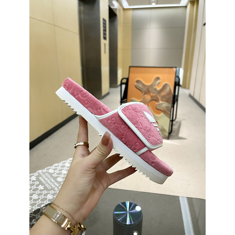 g*u*i x Ad*s gg platform sandal pink cotton sponge