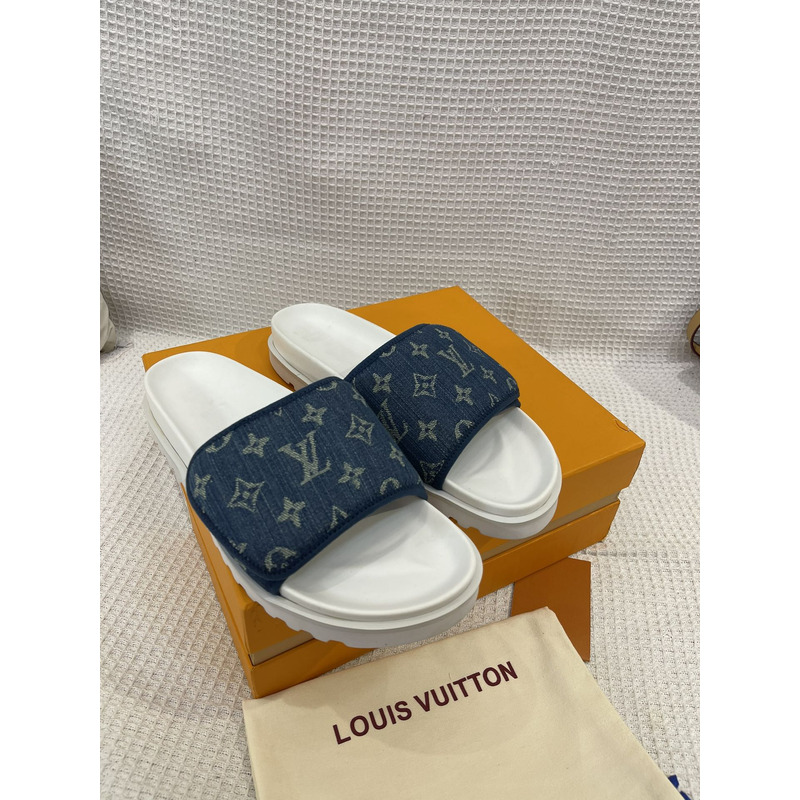 l**is V*t*n monogram pool mules denim/white