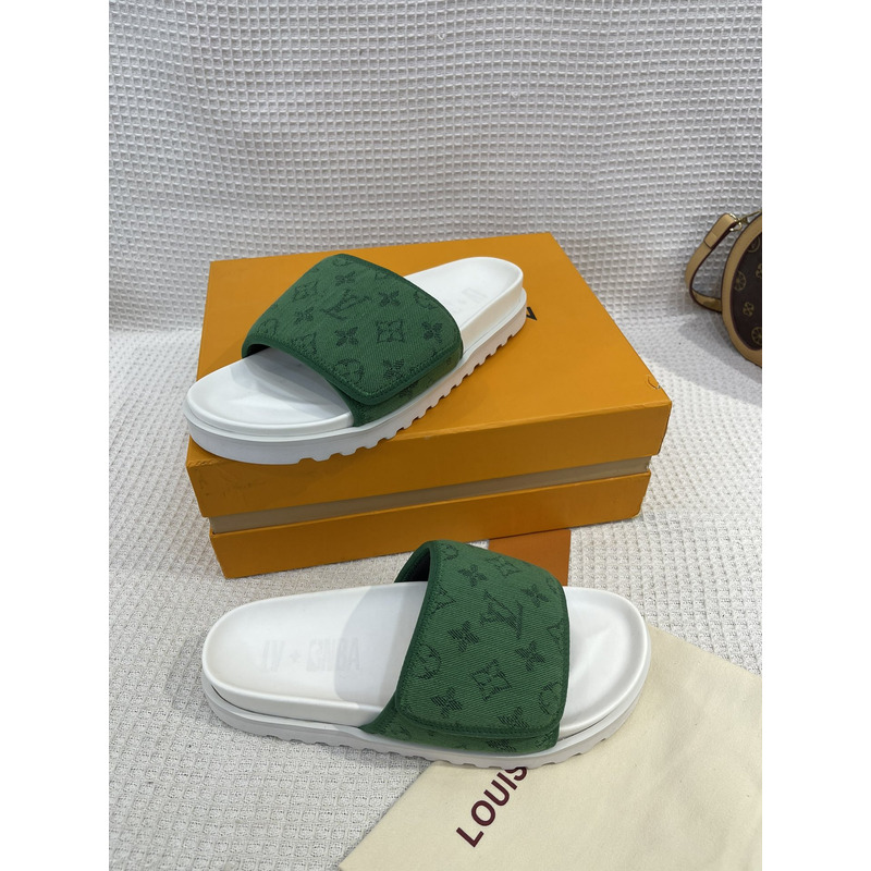 l**is V*t*n monogram pool mules green/white